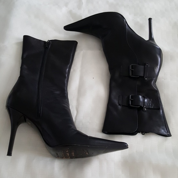 Bottes Fellini en cuir italien et en demi-mesure à lacets modèle 1404